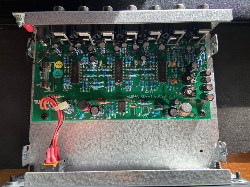 KRAMER VM-50A 1:5 Audio Distributor