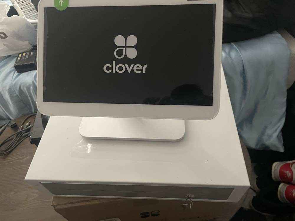 Clover POS System Touchscreen Terminal with Cash Drawer