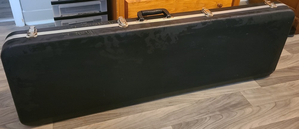 bass guitar case
