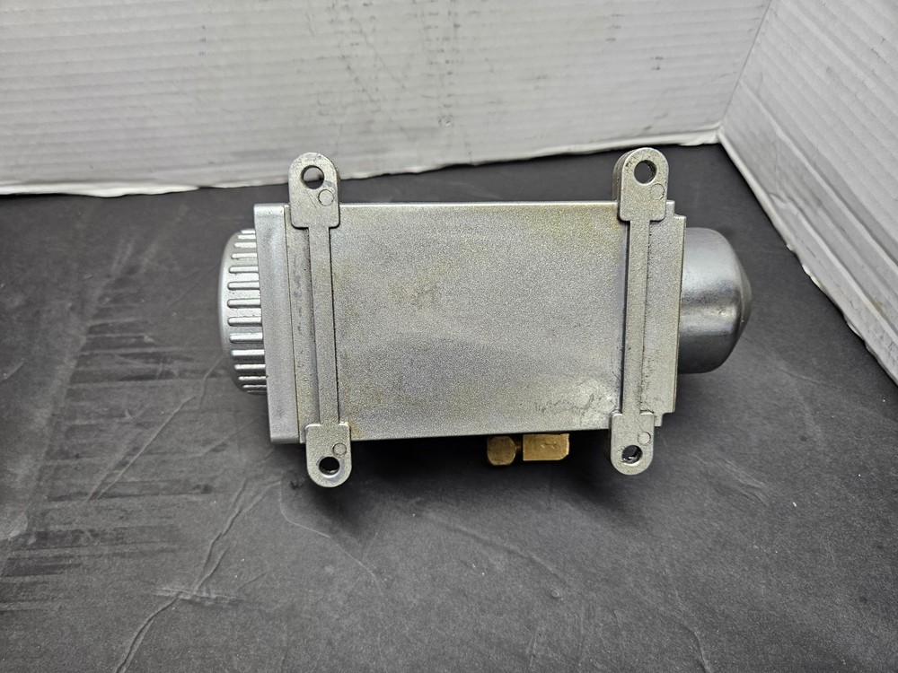Bridgeport Type Oil Lube Pump