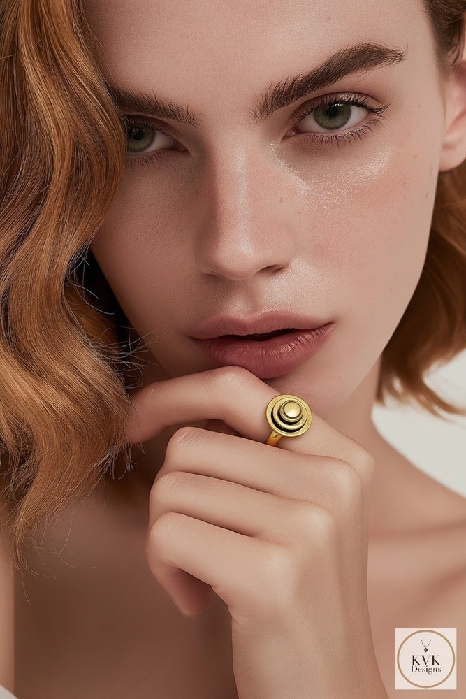 Geometric Circle Brass Ring