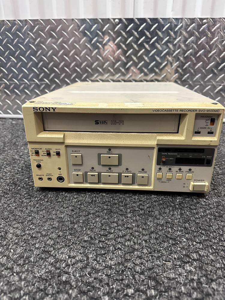 Sony Videocassette Recorder PN SVO-9500MD2 Untested