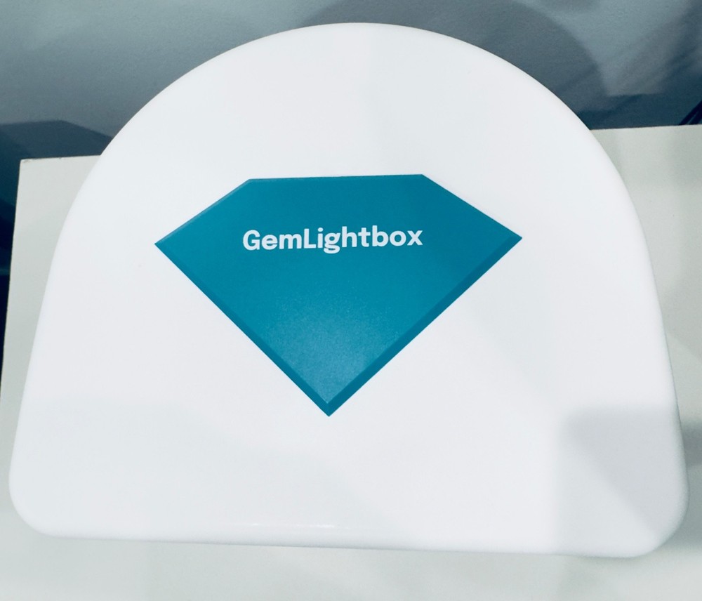 Picup Media GemLightbox Pro (w Accessories) + GemSparkle + GemCam, Gem Light Box