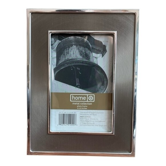 Silver Metal Photo Frame 4x6 Picture Rectangular Tabletop Standing Brushed VG