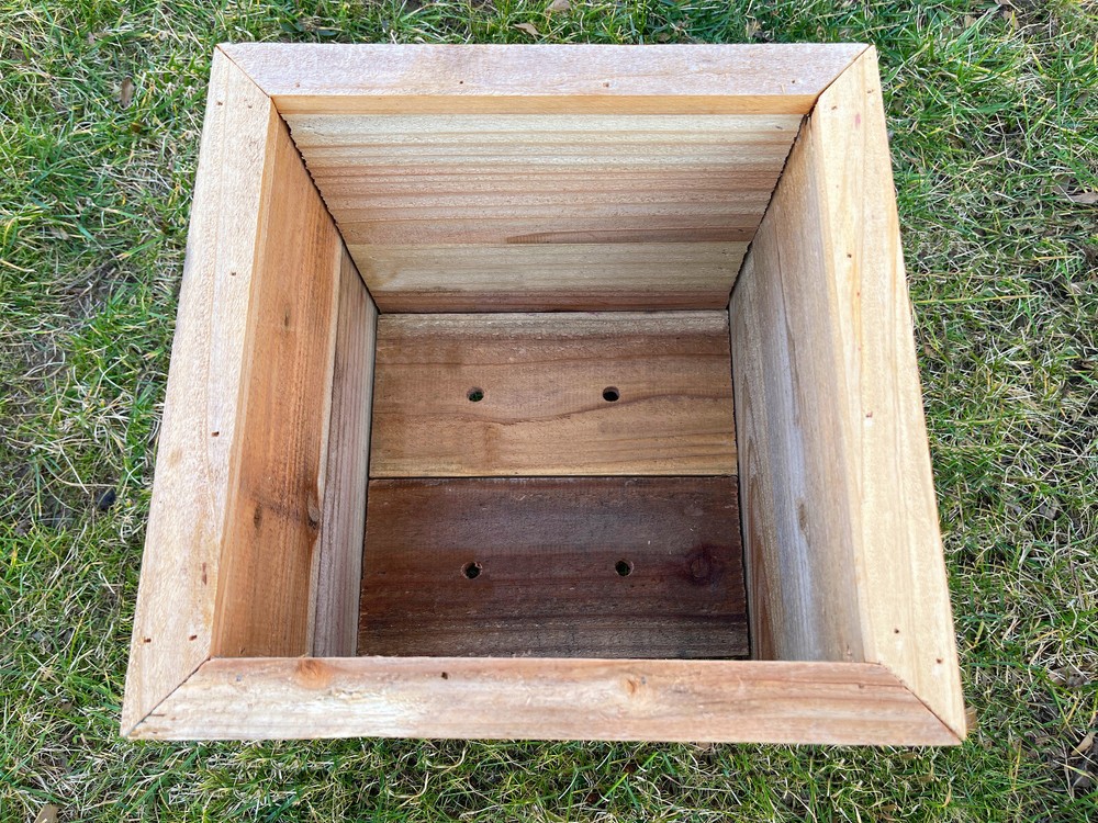 Cedar Planter Box - 14x14x14 - FREE SHIPPING