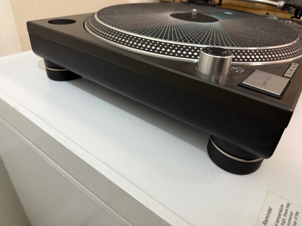 Technics sl-1210mk5 Turntable Black