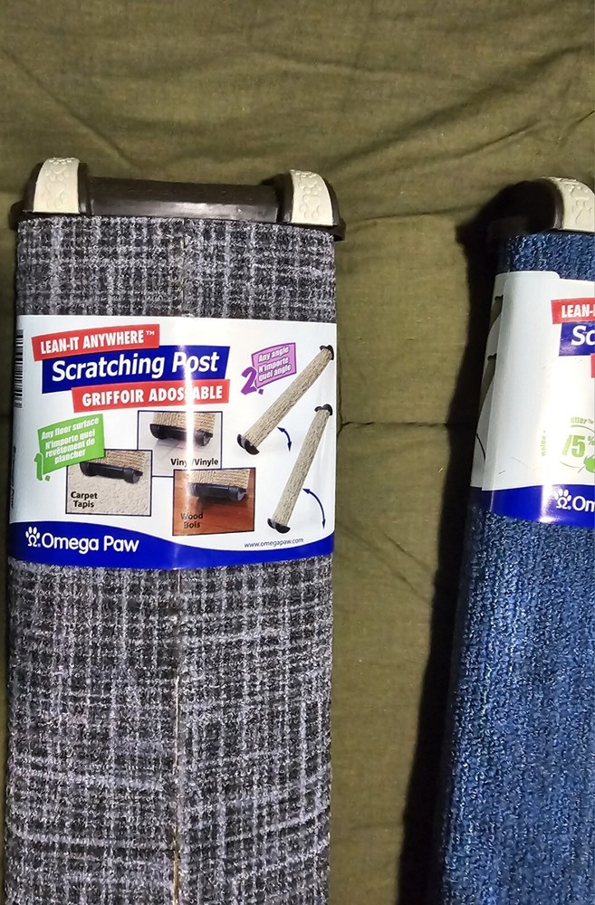 Omega Paw Lean It Anywhere Scratching Post 25"