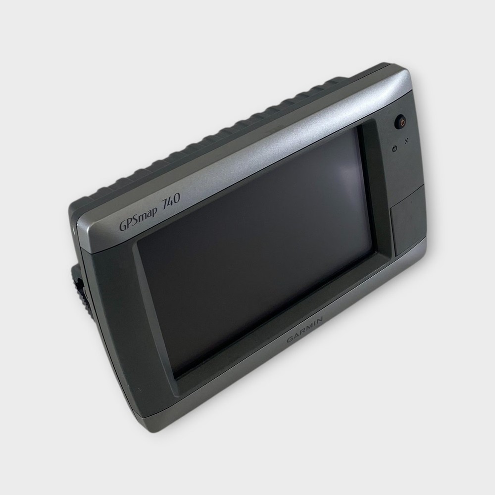 Garmin GPSMAP 740 Stand-Alone Touchscreen Chartplotter (MME REFURB)~ New LCD*