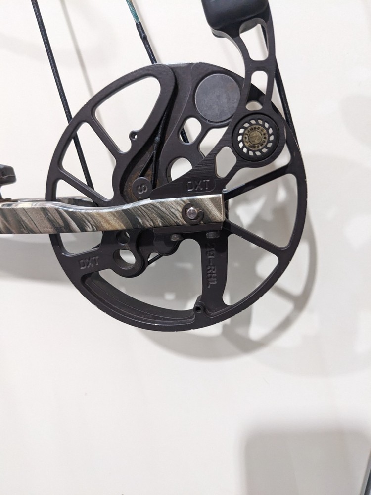 Mathews DXT Compound Bow