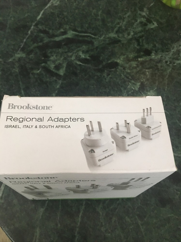 Brookstone International Adapter Plug Set 638056 Open Box