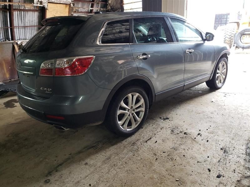 CX-9 2012 Headrest 363351
