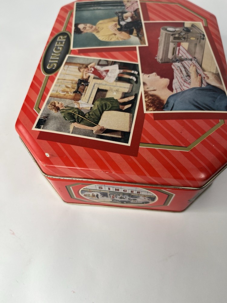 Vintage Singer Sewing Machine Advertisement Tin Box