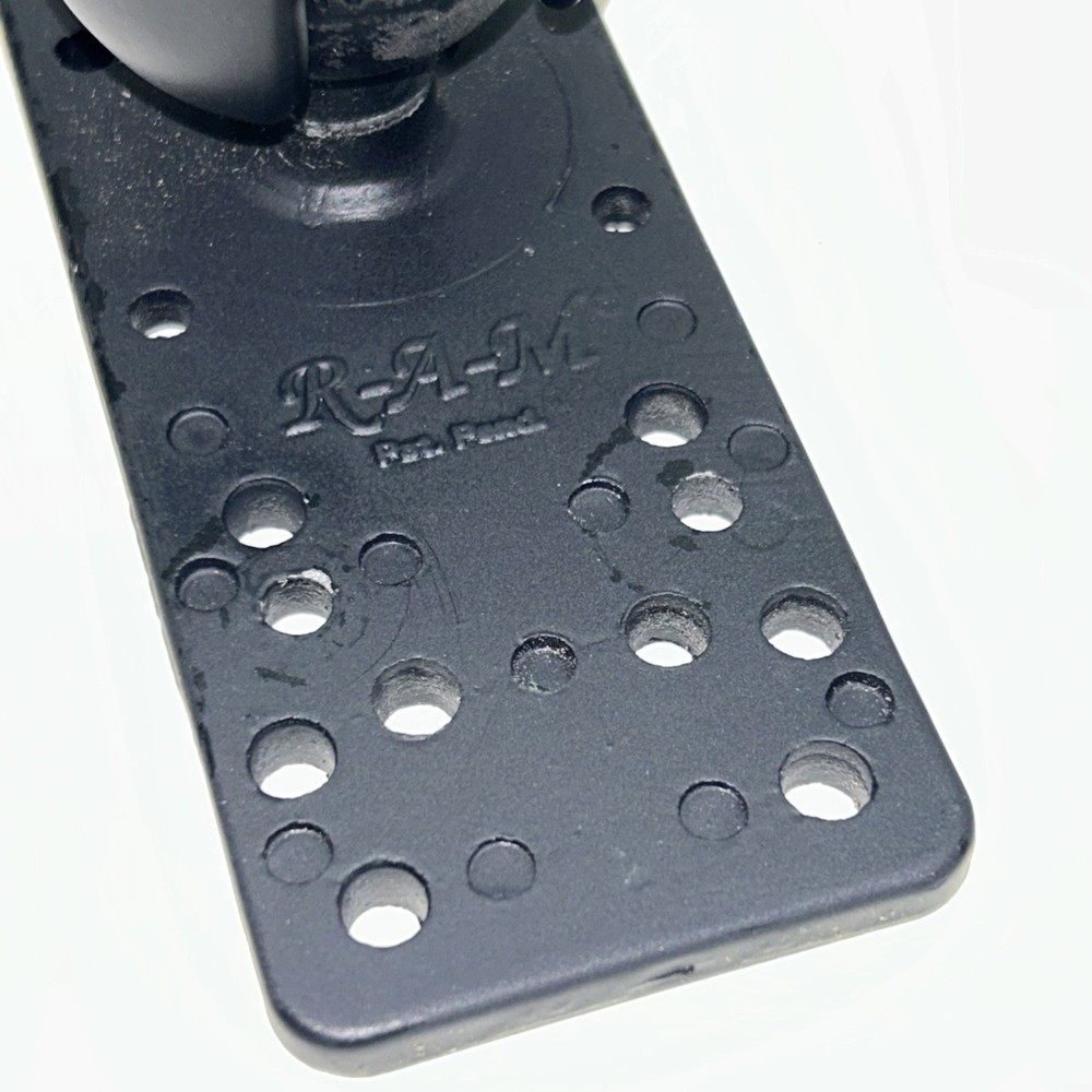 Ram Mount 7” Depth Finder Mount RAM-111 EUC w/ Original Packaging