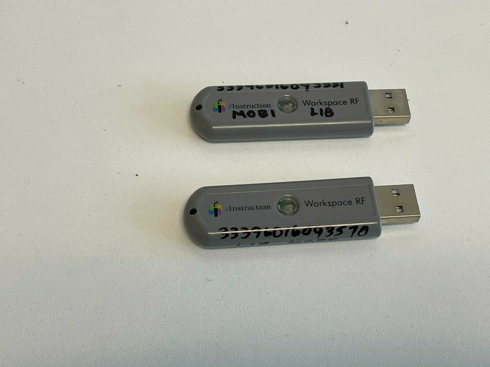 H45: Lot of 2 Mobi IP501 eInstruction Interwrite Mobi Learner Tablet