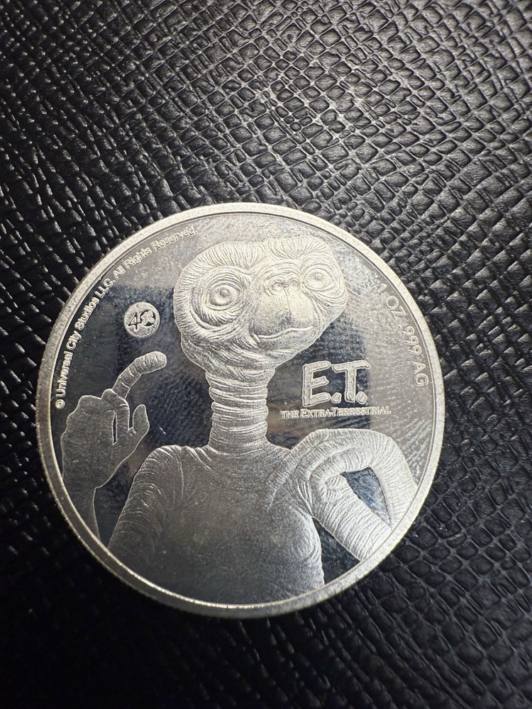 1 OZ 999 Silver Round E.T Universal Studios