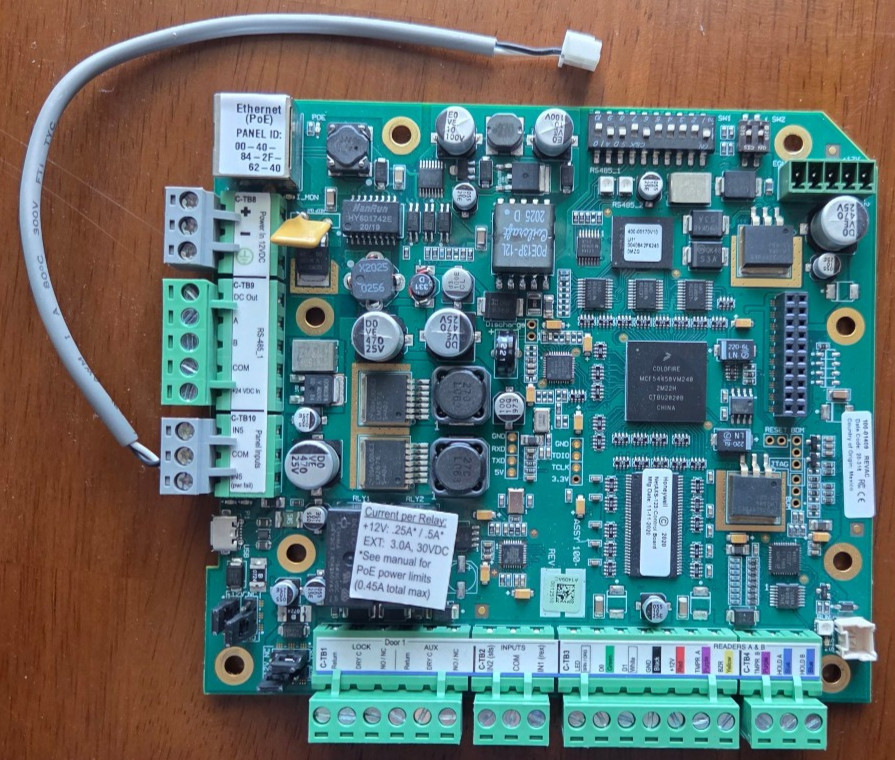 Honeywell NetAXS-123 Web-Based Access Control Fully Functional Factory Defaulted