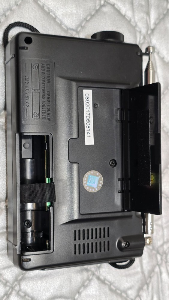 Tecsun Communications Receiver R-9012 - Nice!