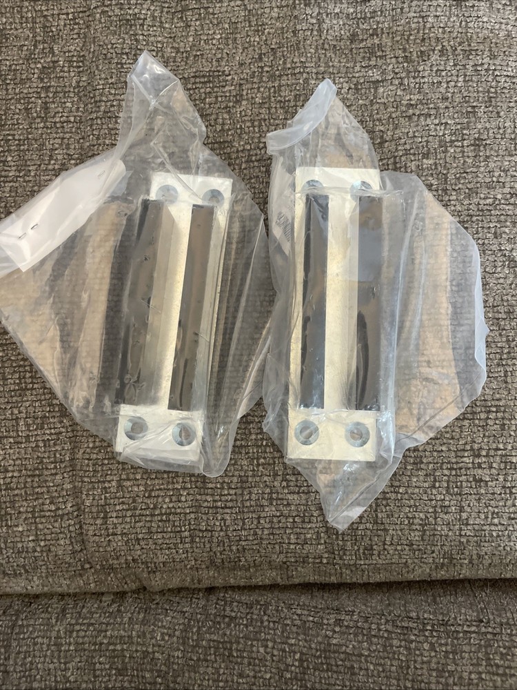 Stanley cart door bottom guide