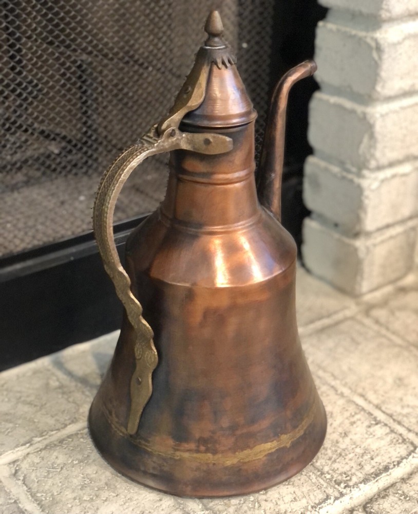 Solid Copper Middle Eastern Ewer / Pitcher Hand Hammered Lidded Vintage lovely
