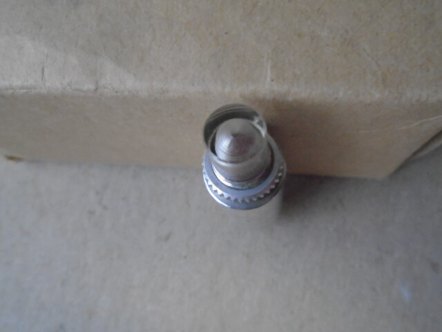 1 EA NOS TEC INC. RED PANEL INDICATOR LIGHT P/N: L-8196A-1