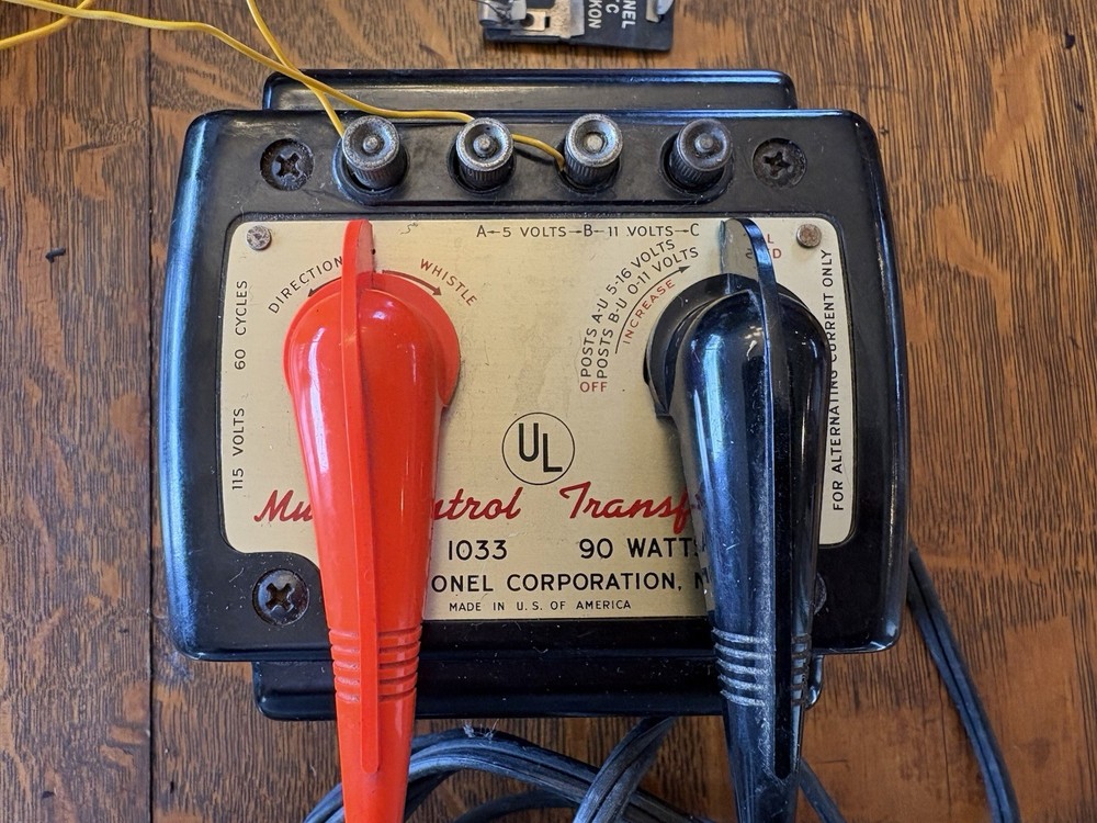 Lionel 1033 Multi Control Transformer 90 Watt With Original Box