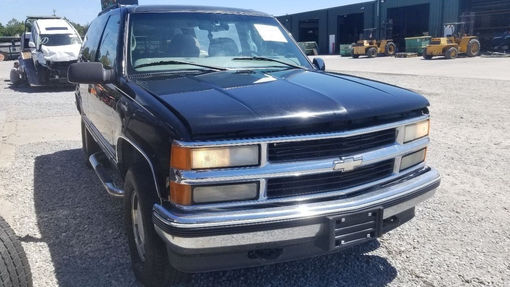 99 CHEVY TAHOE LT FRONT FLOOR CENTER CONSOLE GRAY