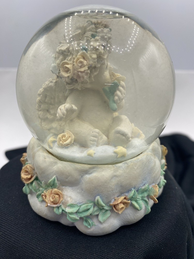 Weslan D6510 snow globe