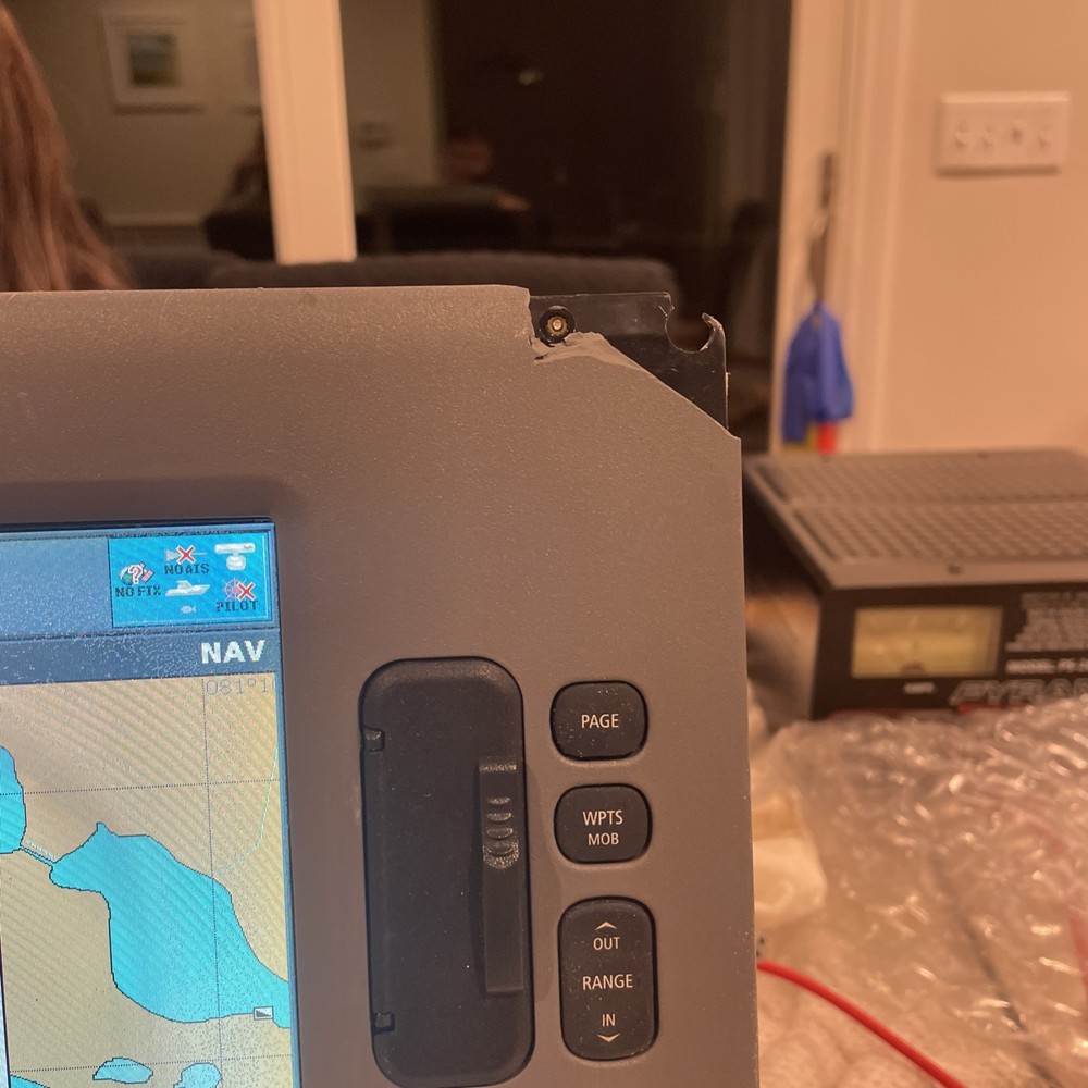 RAYMARINE C140W E62115 Wide 14" MFD FishFinder Radar GPS Chartplotter Display