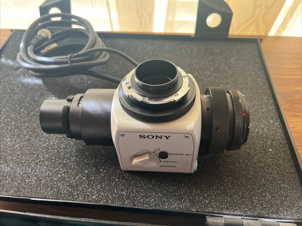 SONY MICROSCOPE ADAPTER MVA-380 With Case And Accessories