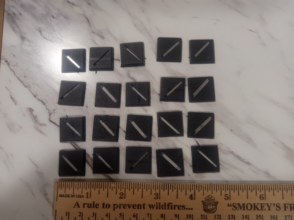 20mm Miniature Square Base x 20