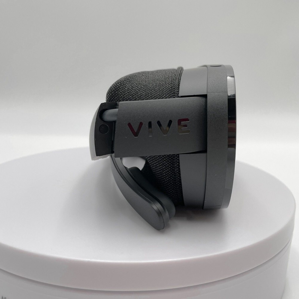 HTC VIVE Flow Virtual Reality Glasses Good Condition
