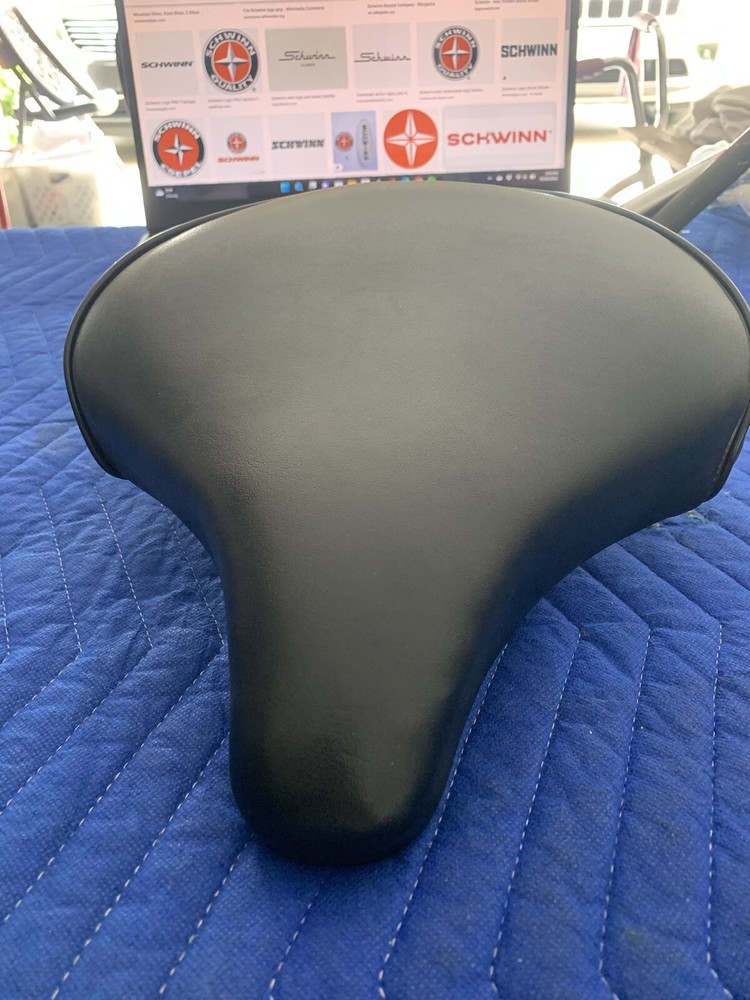 Classic Cruiser Bicycle Saddle / Seat