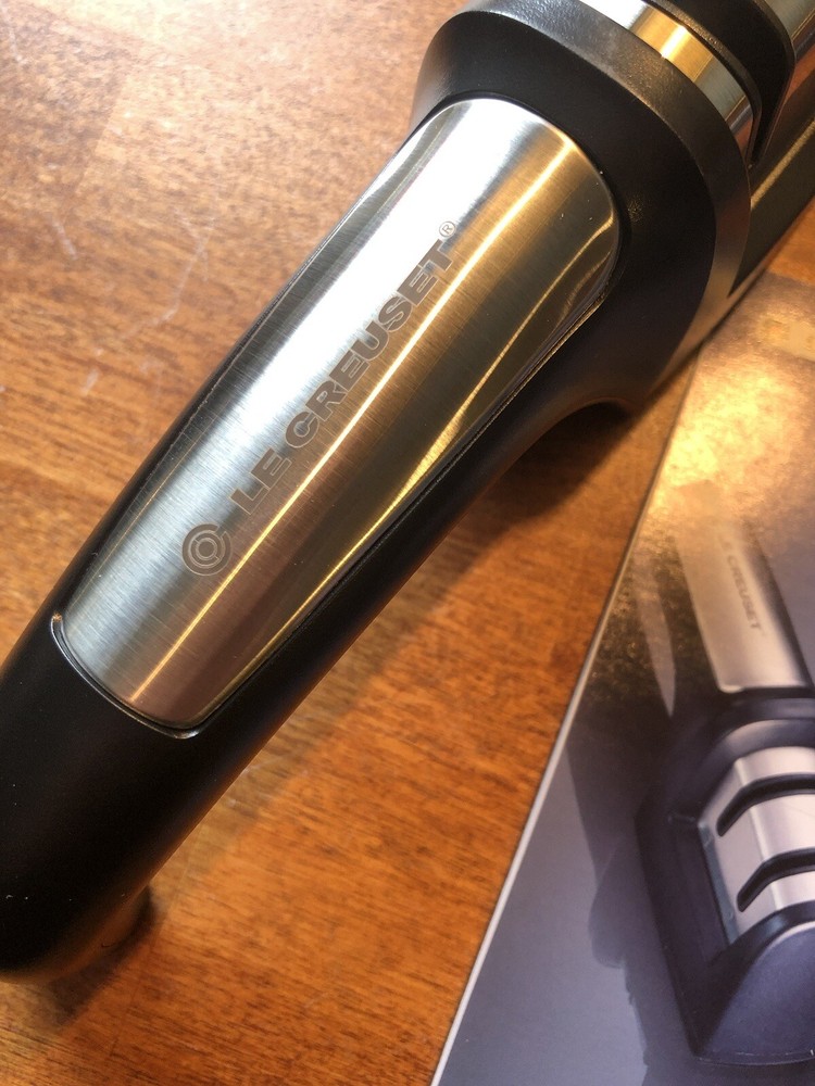 Pull-Through LE CREUSET Knife Sharpener for Professional Kitchen Knives NWT