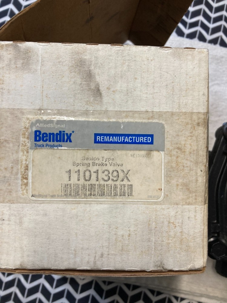 Bendix brake relay valve 110139x