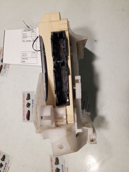 CAMRY 2019 Fuse Box Cabin 40420