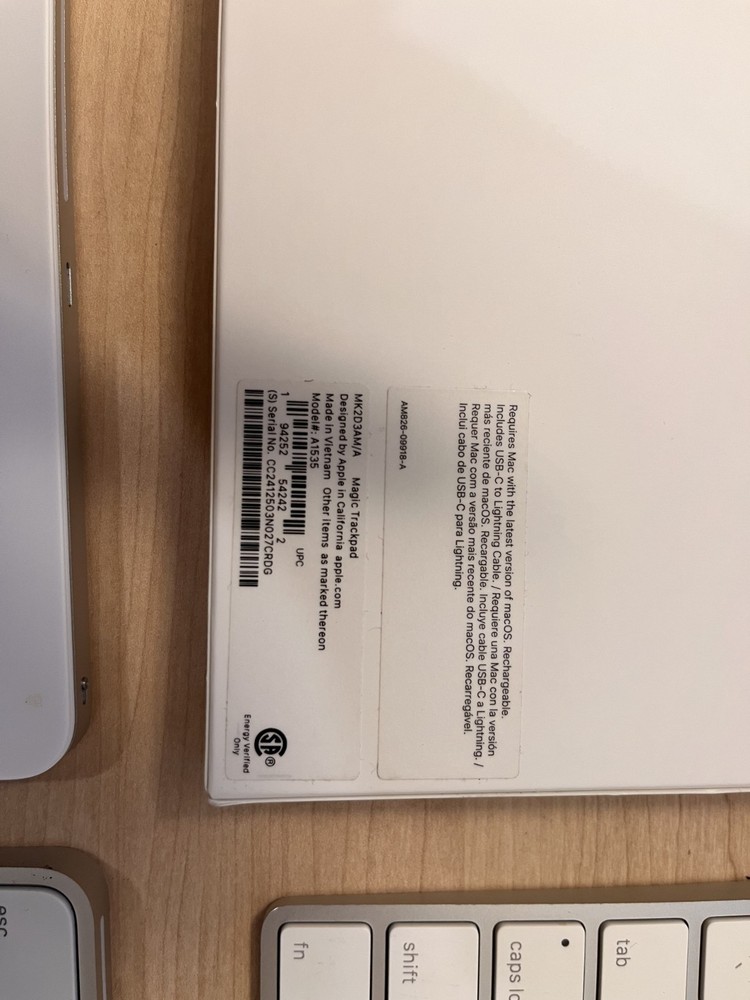 Apple Magic Trackpad and Two Apple Magic Keyboard (all lightning port)