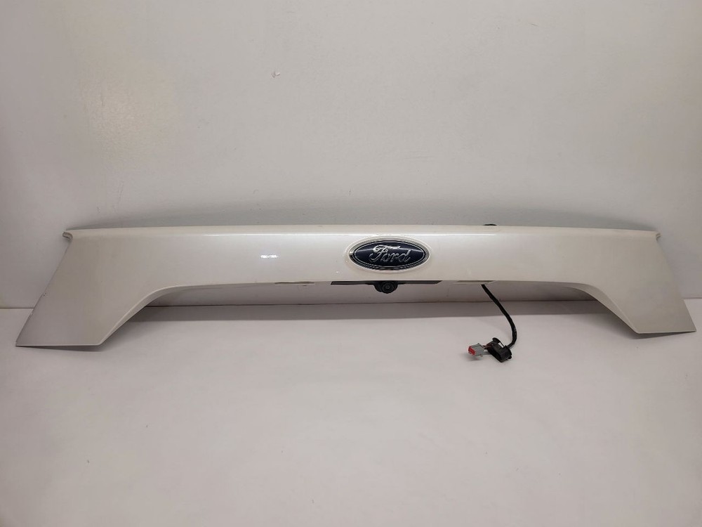 2017-2019 FORD ESCAPE Camera Projector Rear View Camera White