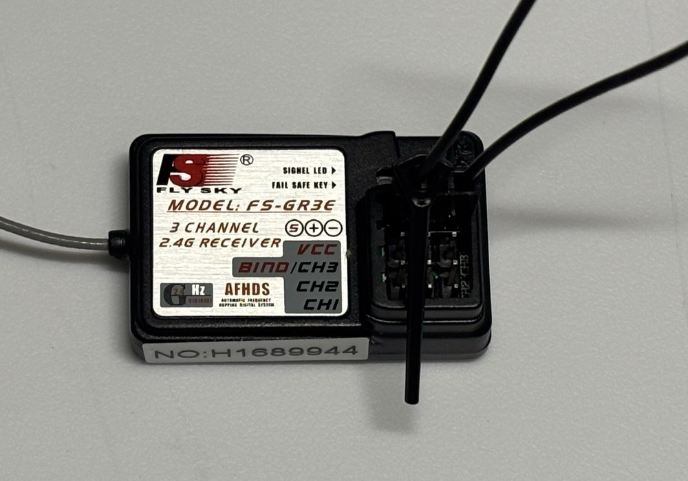 Sabertooth 2x12 Motor Driver + FlySky FS-GT3B 3CH RC Transmitter w/ Receiver