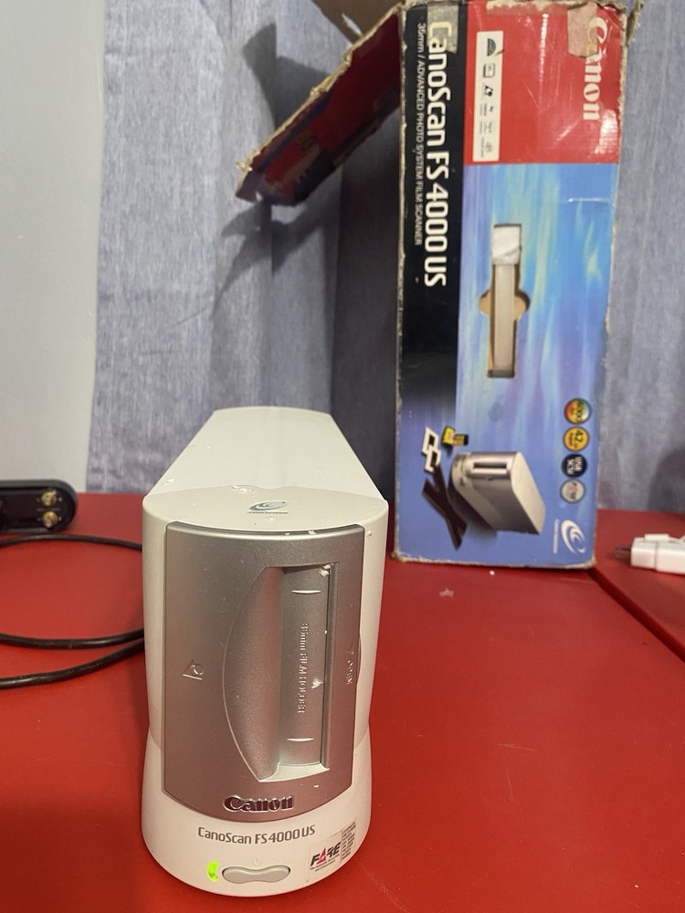 Canon CanoScan FS4000US Scanner