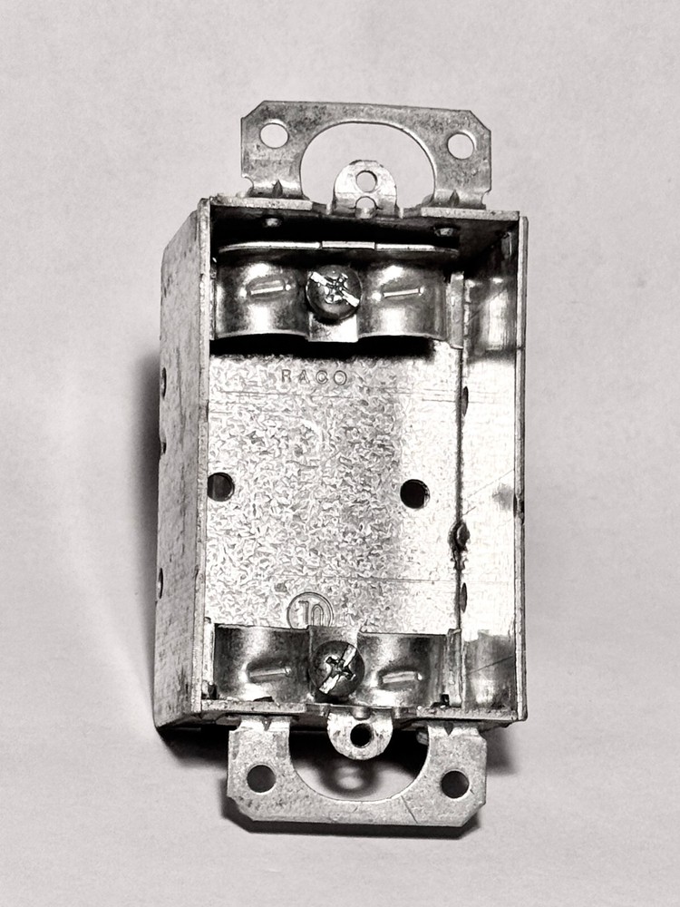 Switch Box, 1-1/2" Deep, NM Clamps, Ears