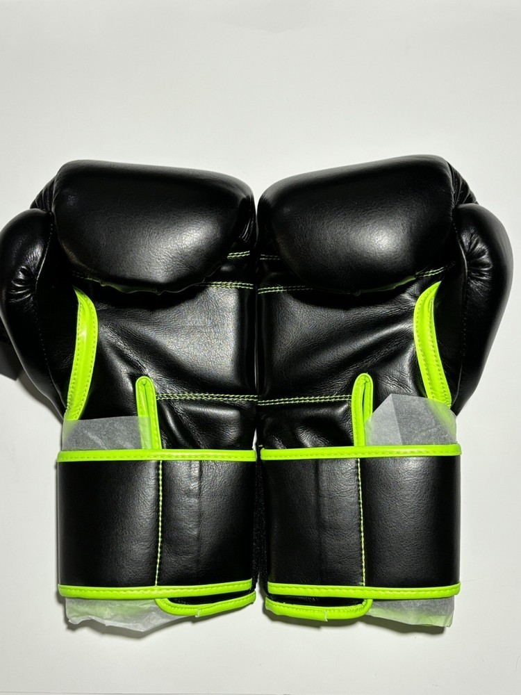 FLY Superloop X 18oz Training Gloves Black Green - High Quality Padding