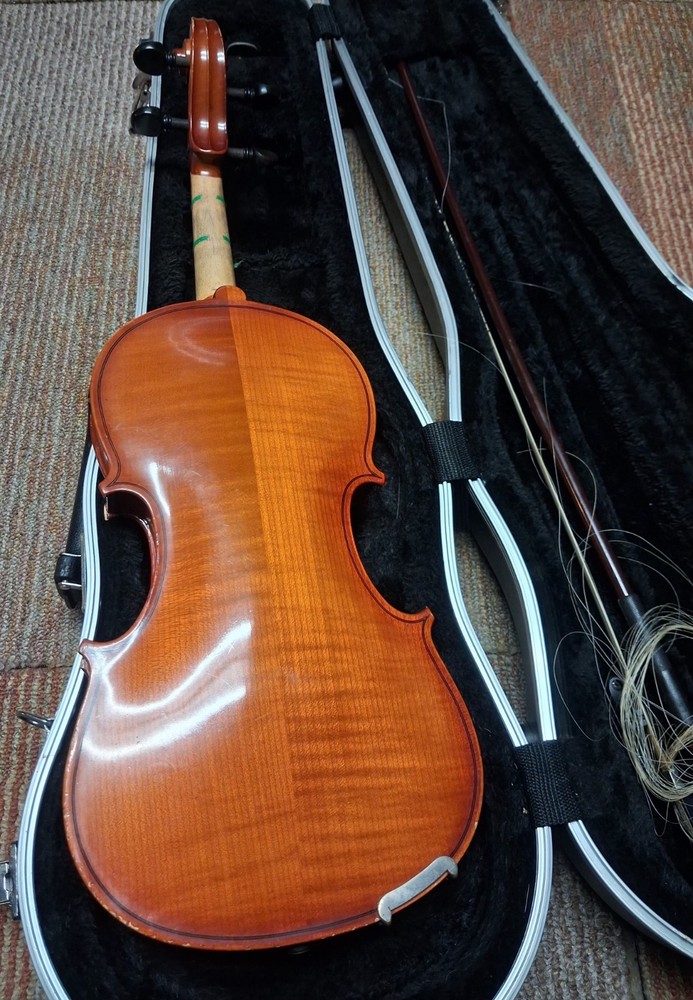 Student Violin with Hard Case