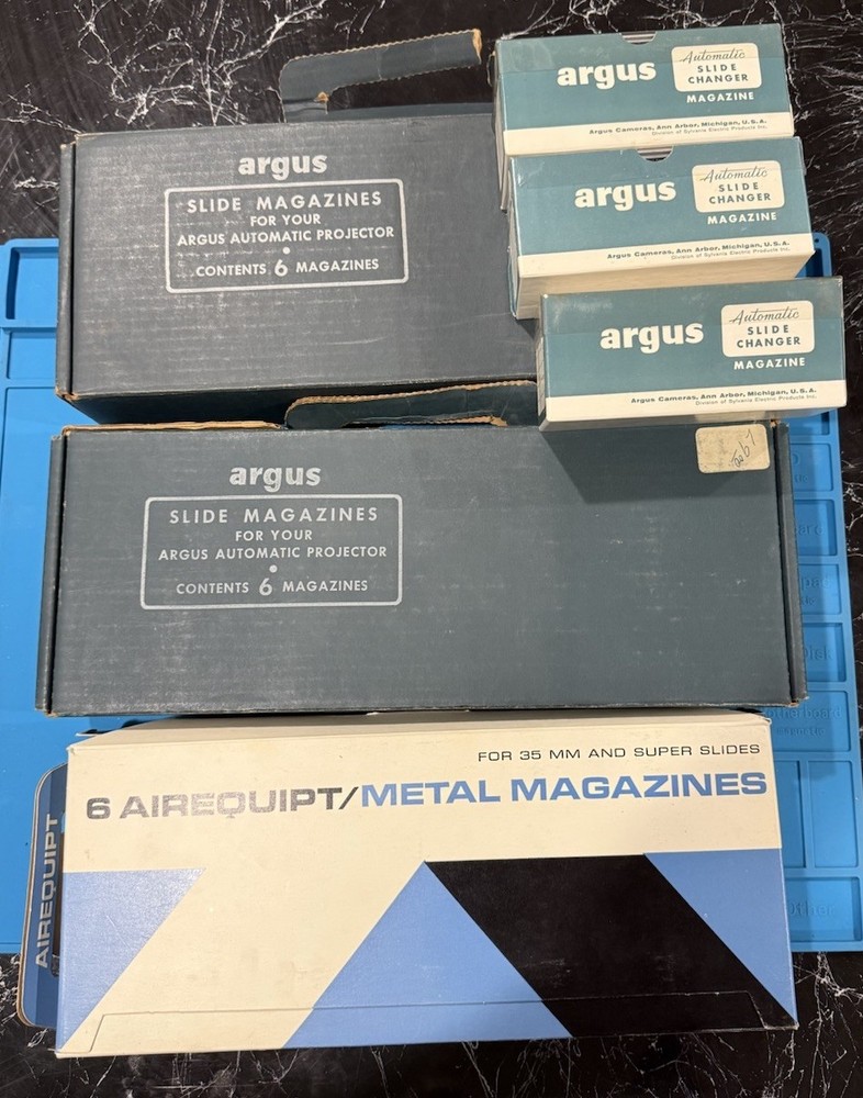 Constellation Mark 2 Vintage Projector With Magazines