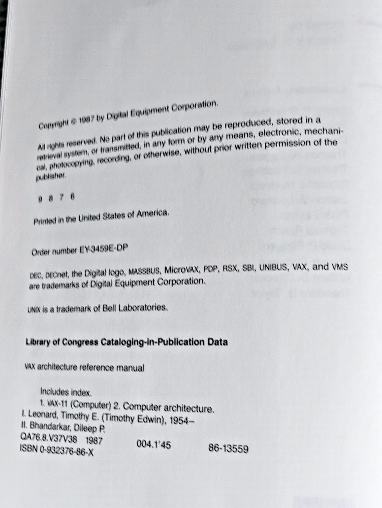 DEC VAX Architecture Reference Manual Timothy Leonard 1987 HC DJ