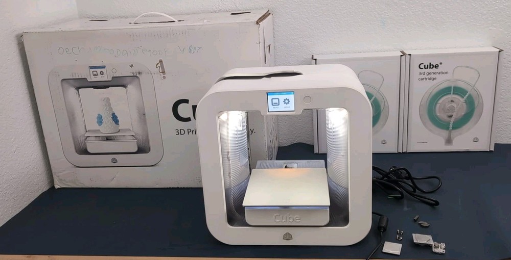 Cube 3D Printer Model 39220 White