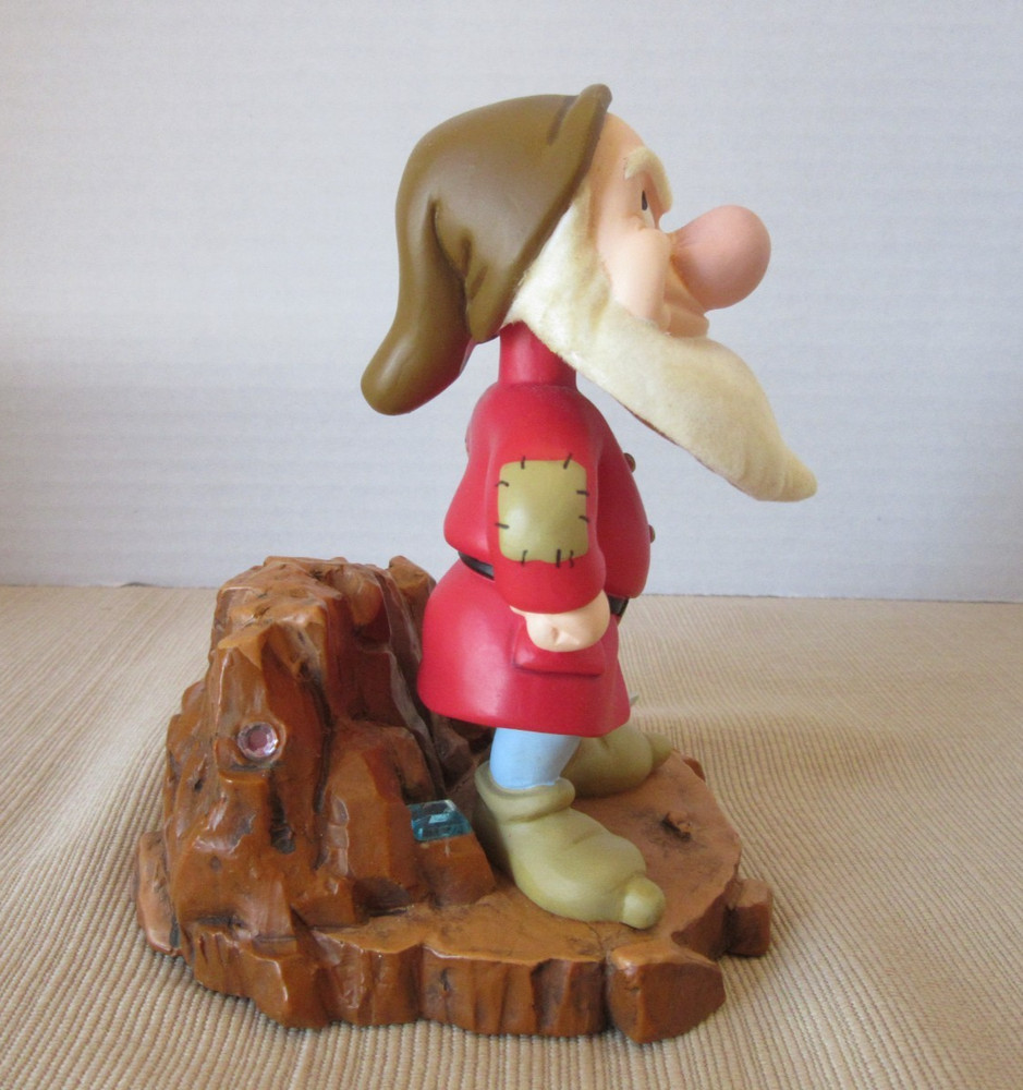 DISNEY GRUMPY Dwarf Figurine Bobblehead Nodder Mining With Gems Original Box
