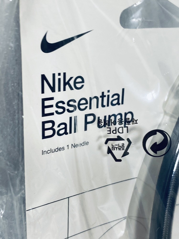 Nike Essential Ball Pump New