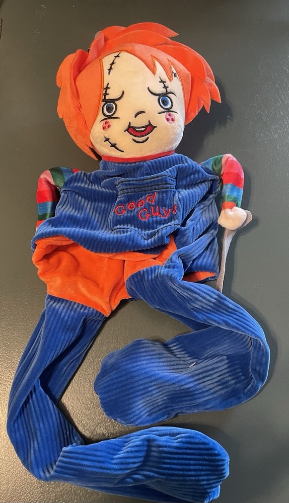 Chucky Hat Squeeze My Paws Hands Move Horror Movie Universal Studios