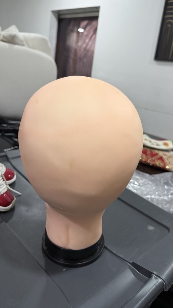 Beige Female Plastic Makeup Mannequin Head for Practice