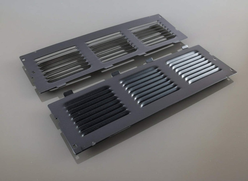 Code 3 MX7000 - Center Upper Tray Metal Vented Dust Covers Pair